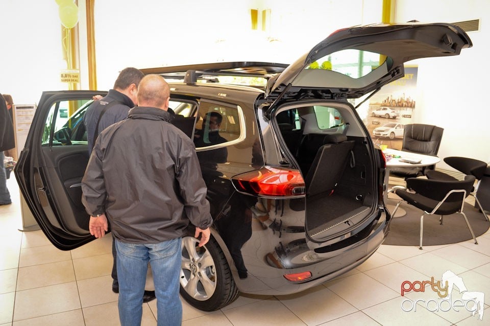 Porţi deschise Opel 24-25 februarie, Opel West Oradea