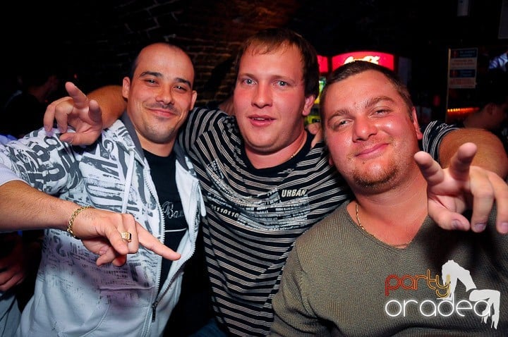 Poze petrecere Escape, 