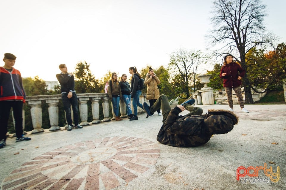 Pregătiri pentru Nymphea Dance, Mens Mentis