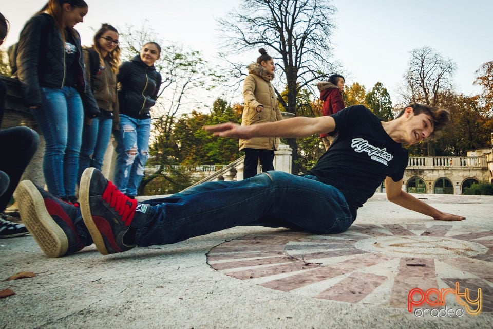 Pregătiri pentru Nymphea Dance, Mens Mentis