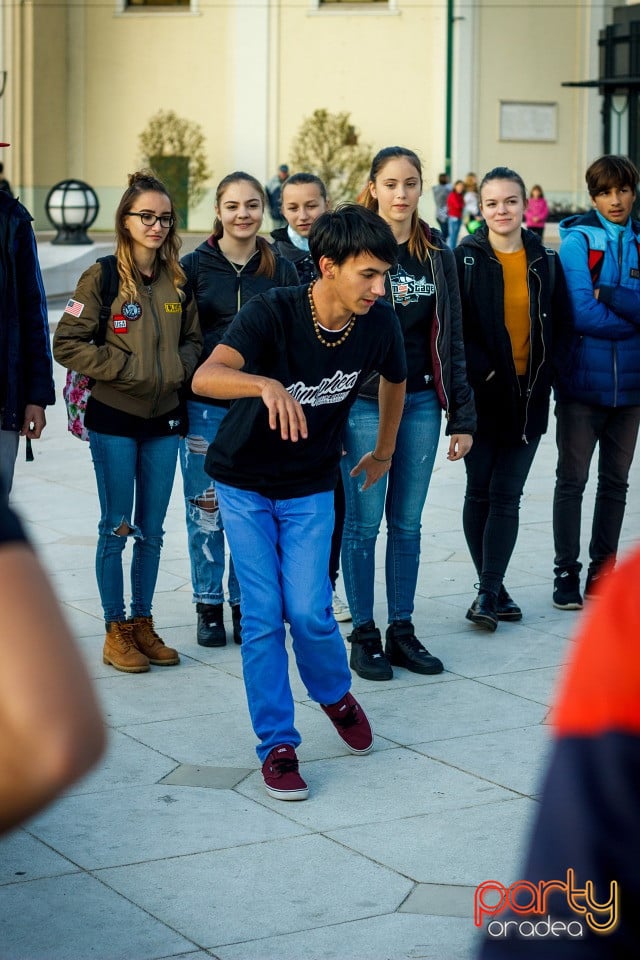 Pregătiri pentru Nymphea Dance, Mens Mentis