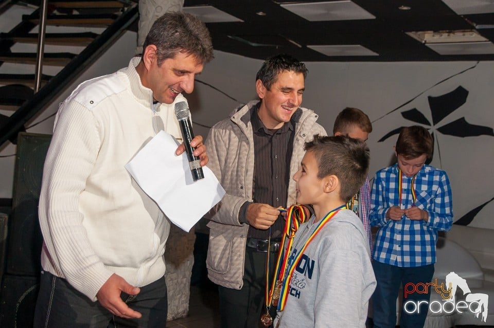 Premiere şi petrecere FC Bihor grupa 2000,