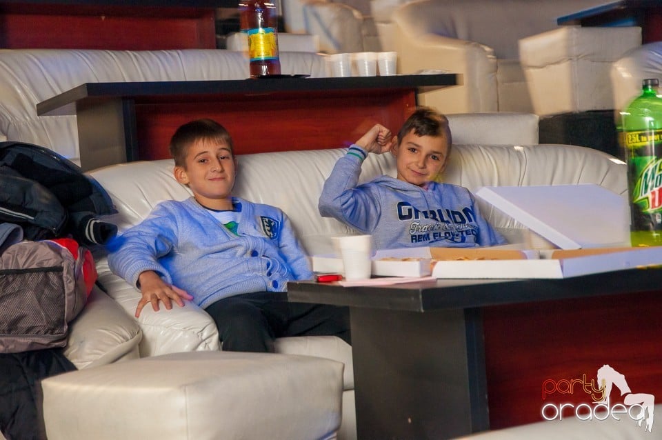Premiere şi petrecere FC Bihor grupa 2000,