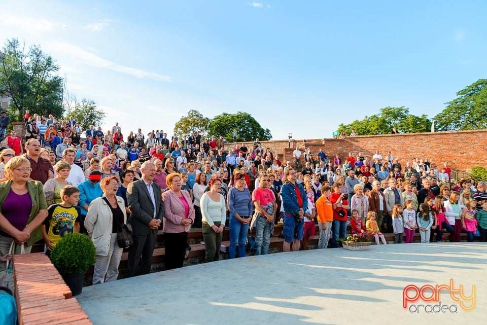 Prezentare de haine antice, Oradea