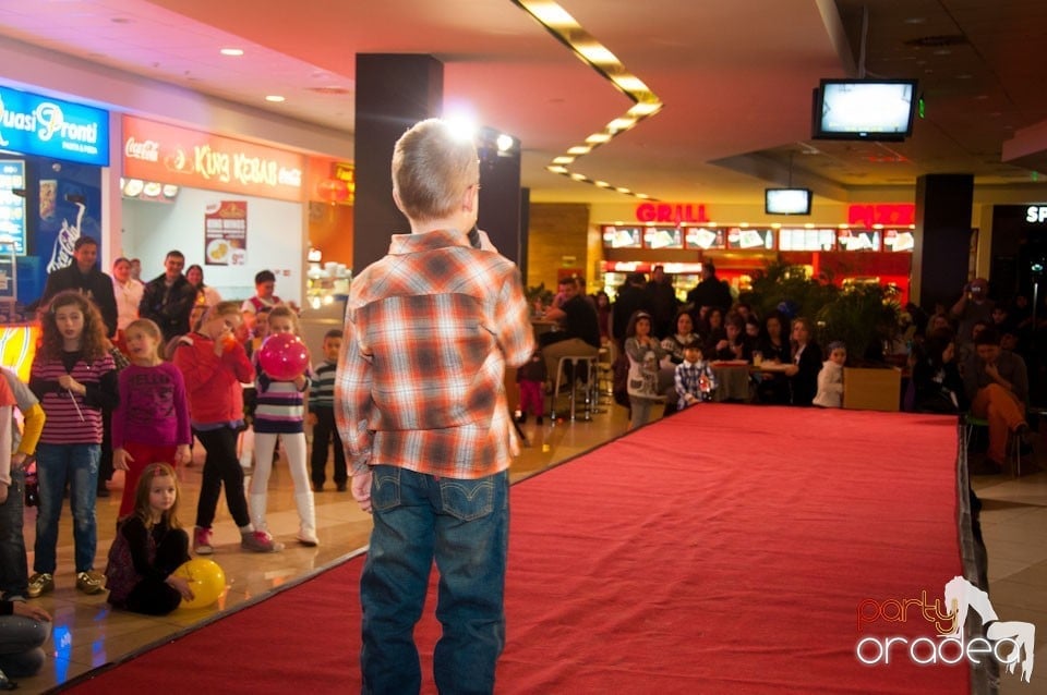 Prezentare de modă în Lotus Center, Lotus Center