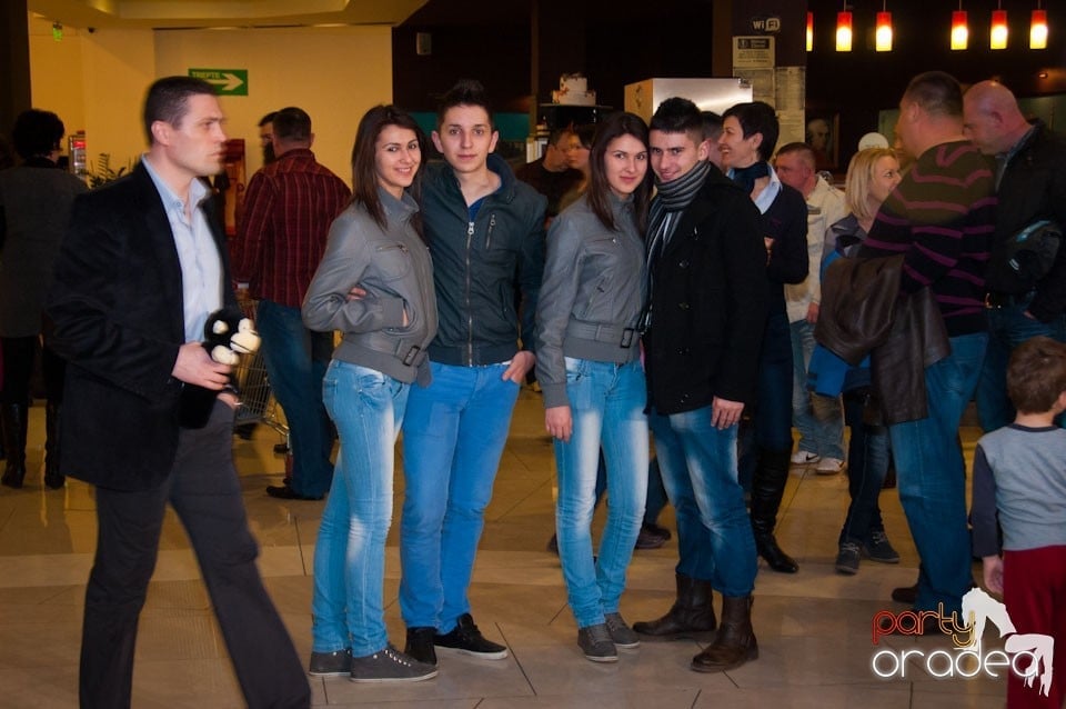 Prezentare de modă în Lotus Center, Lotus Center