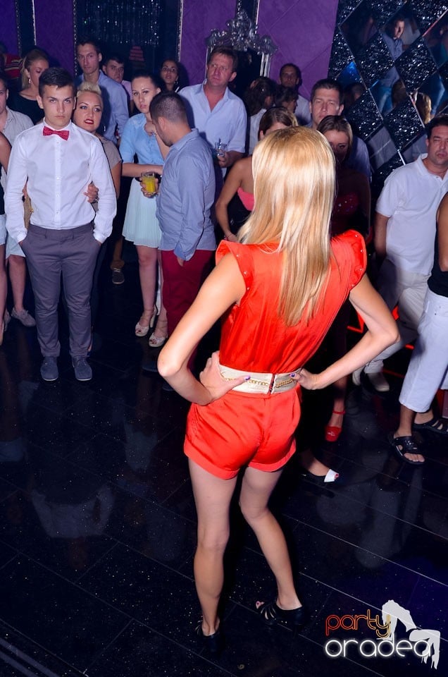 Prezentarea colecţiei BBY în The One,