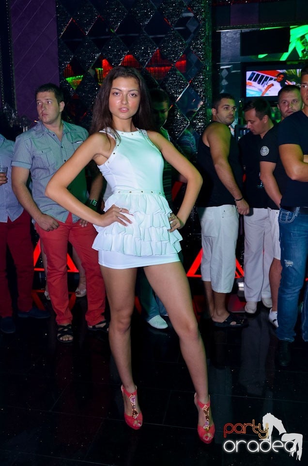 Prezentarea colecţiei BBY în The One,
