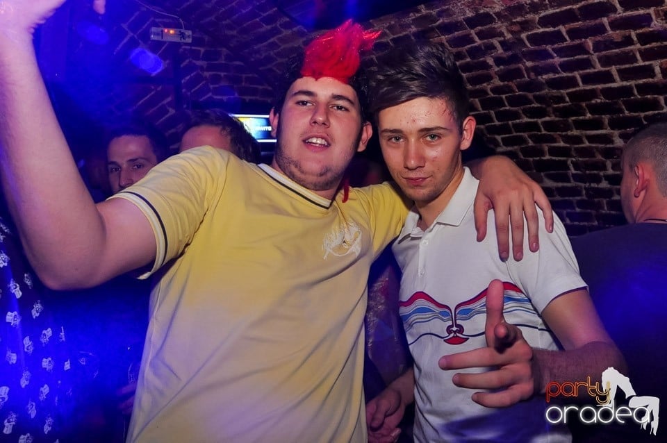 Prima petrecere