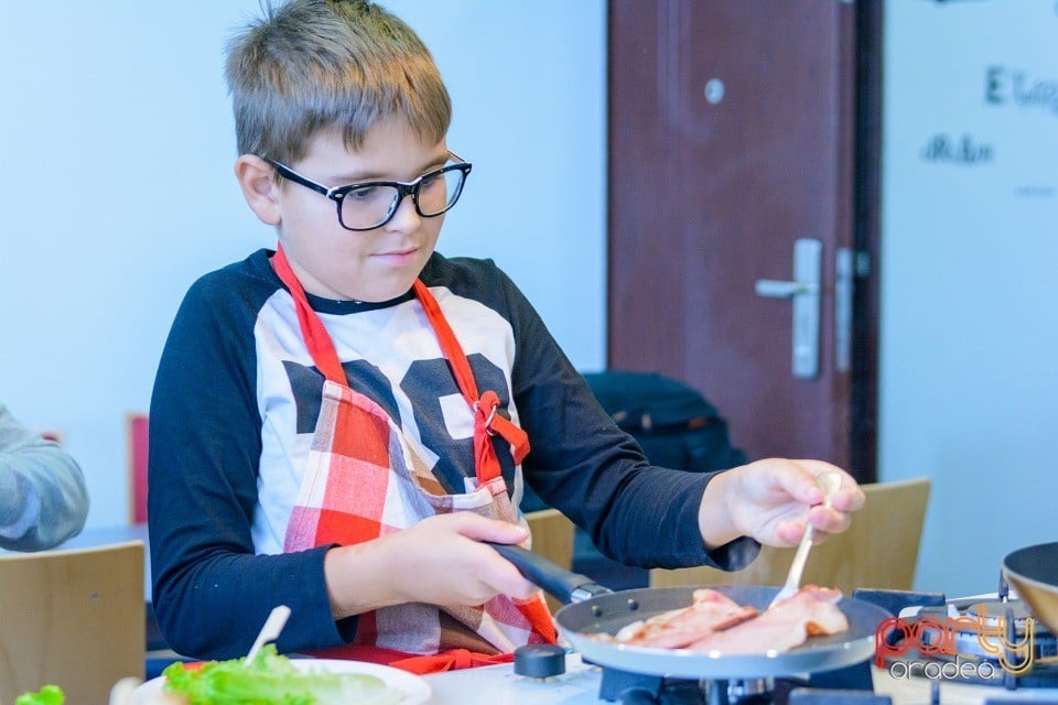 Primul Curs de Gătit pentru Copii, Centrul de Artă Culinară Oradea