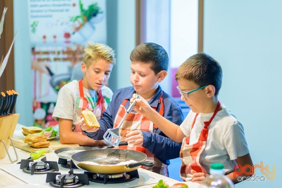 Primul Curs de Gătit pentru Copii, Centrul de Artă Culinară Oradea