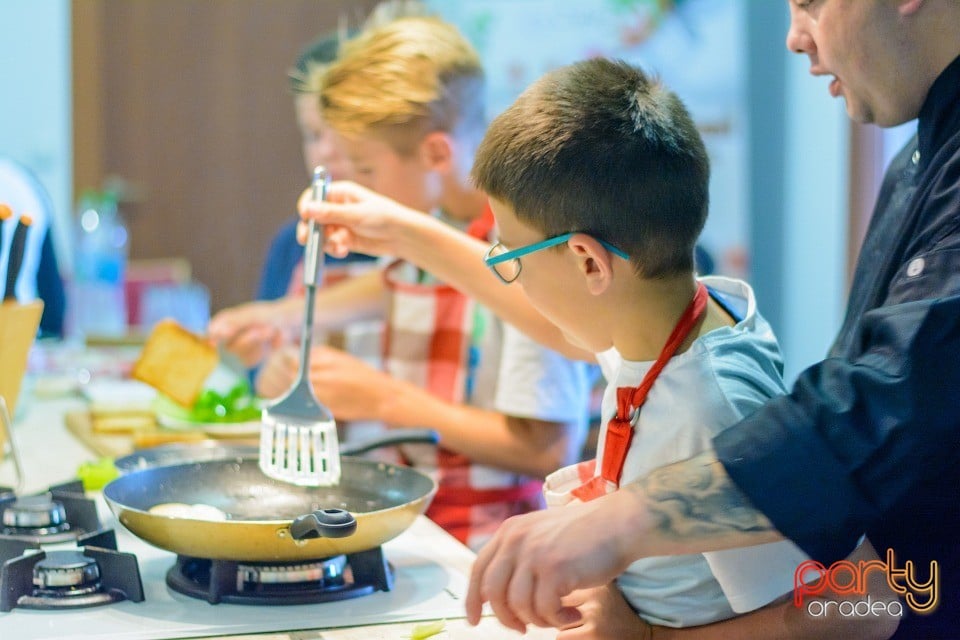 Primul Curs de Gătit pentru Copii, Centrul de Artă Culinară Oradea