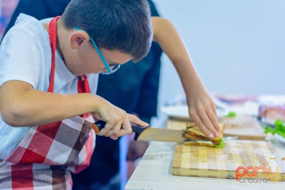 Primul Curs de Gătit pentru Copii, Centrul de Artă Culinară Oradea