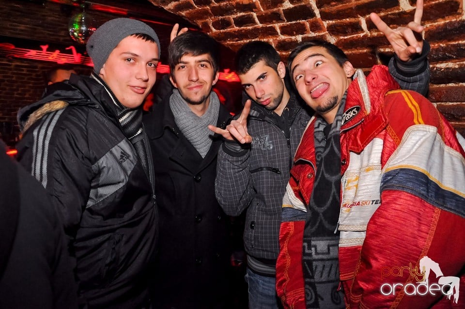 Promo Night în Club Escape, 