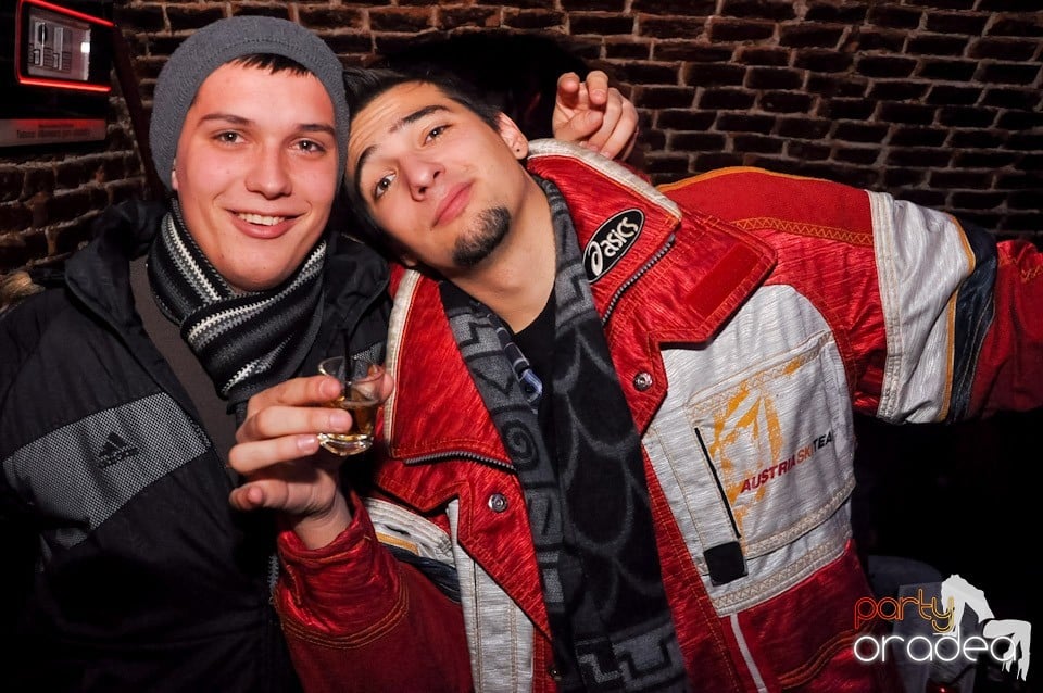 Promo Night în Club Escape, 