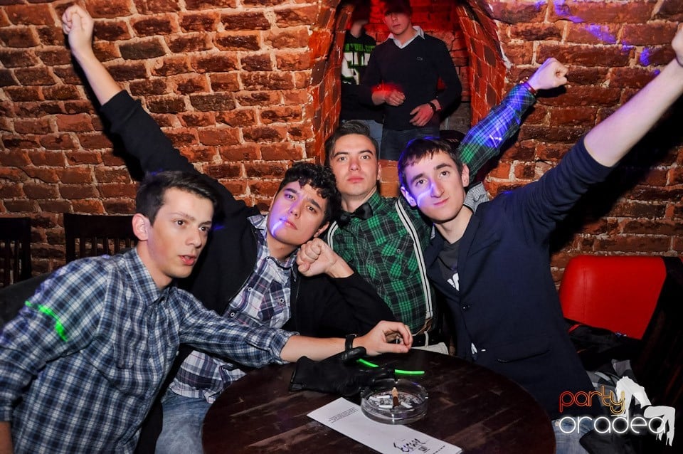 Promo Night în Club Escape, 