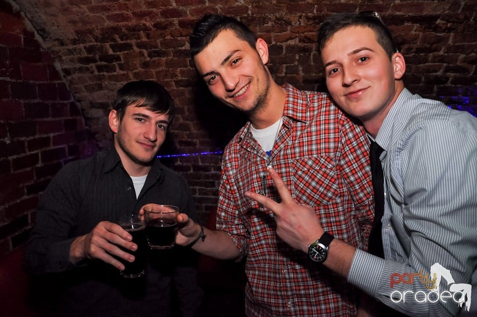 Promo Night în Club Escape, 