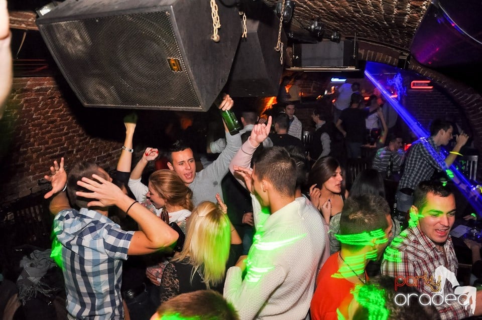 Promo Night în Club Escape, 