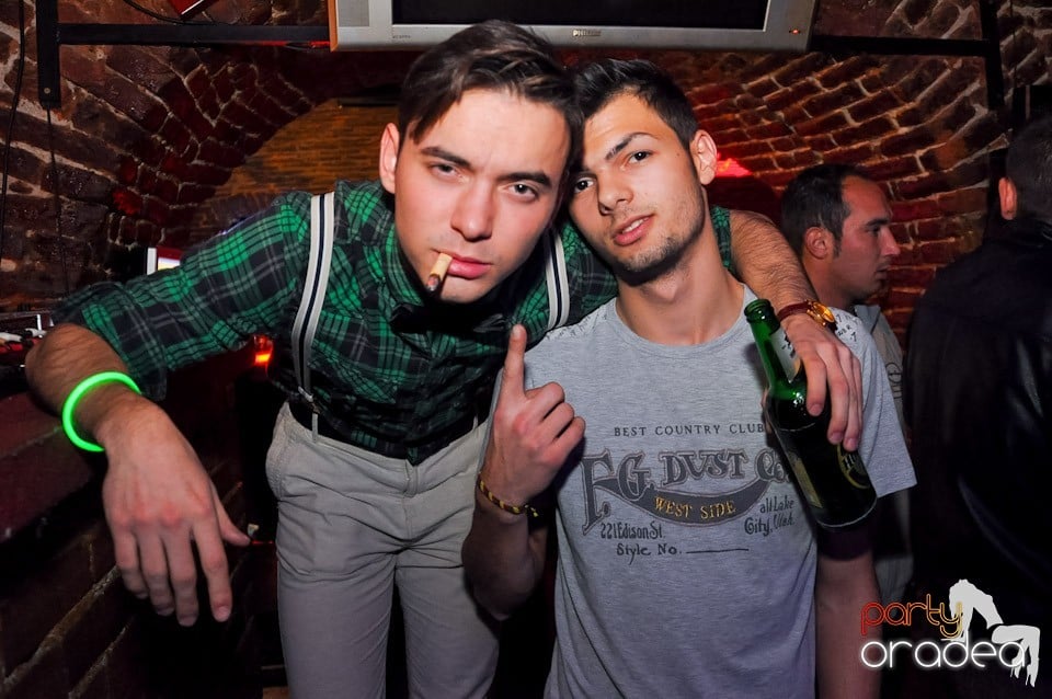 Promo Night în Club Escape, 