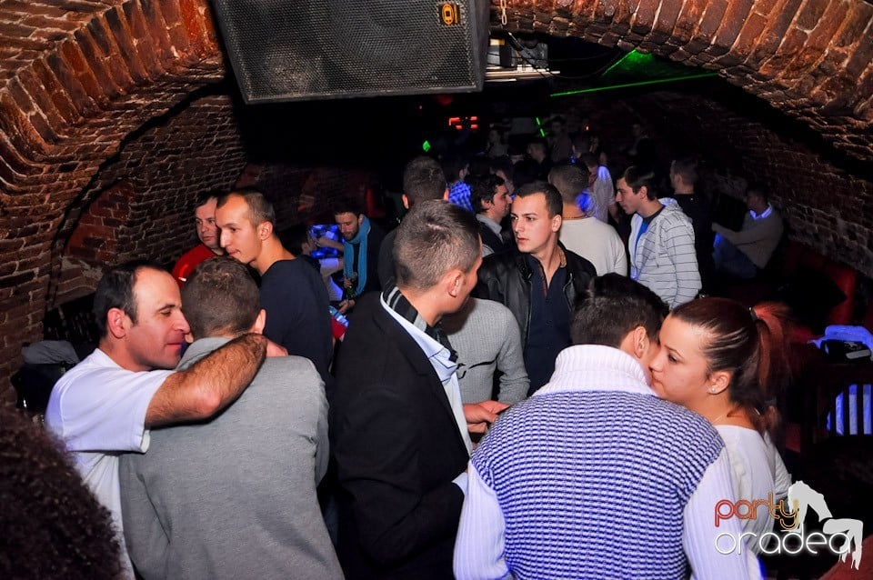 Promo Night în Club Escape, 