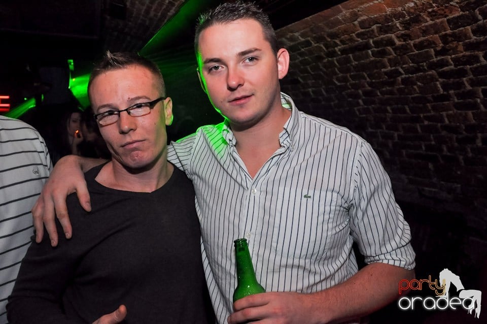 Promo Night în Club Escape, 