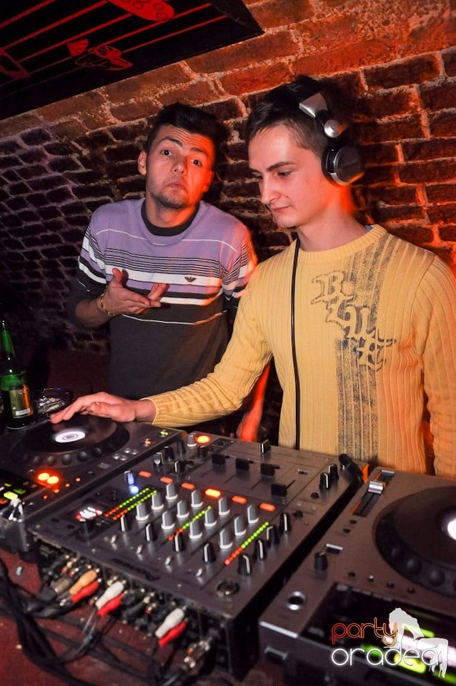 Promo Night în Club Escape, 