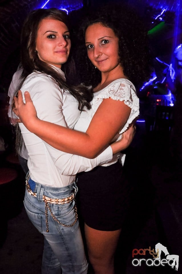 Promo Night în Club Escape, 