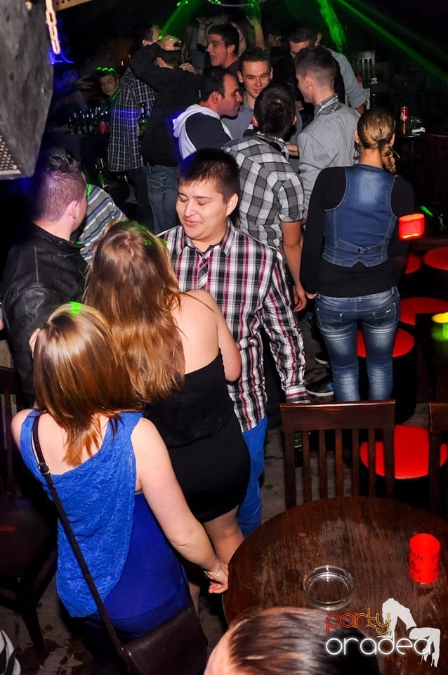 Promo Night în Club Escape, 