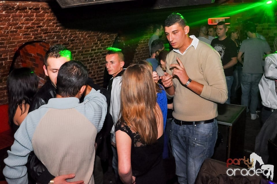 Promo Night în Club Escape, 