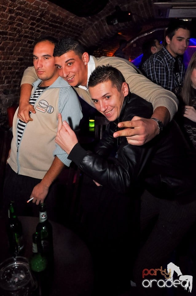 Promo Night în Club Escape, 