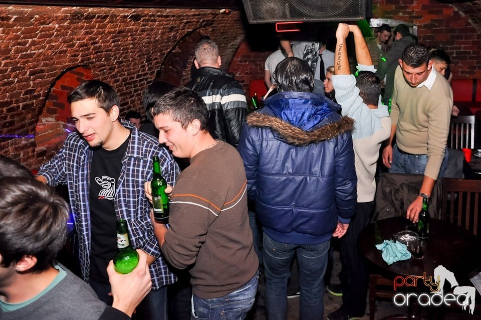 Promo Night în Club Escape, 