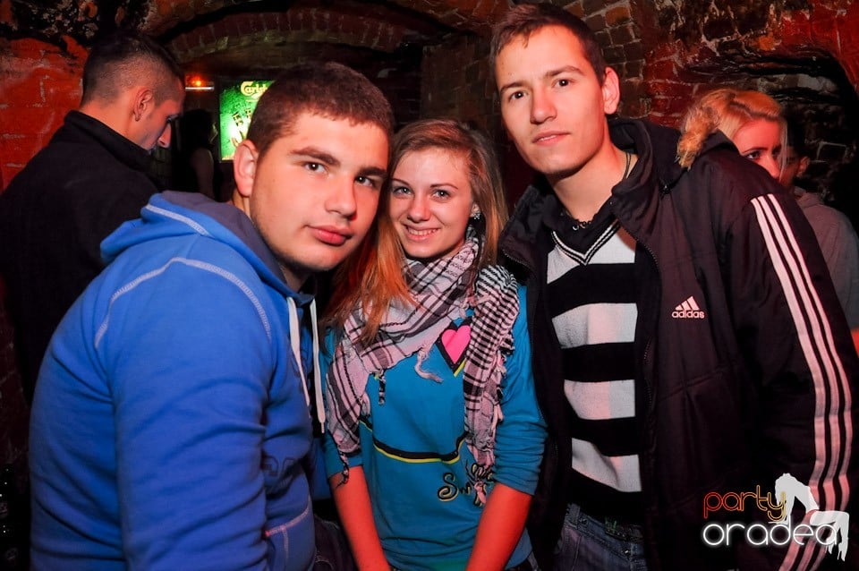 Promo Night în Club Escape, 