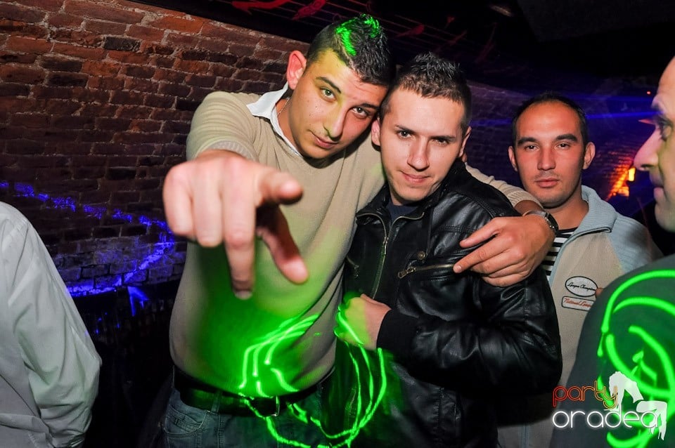 Promo Night în Club Escape, 