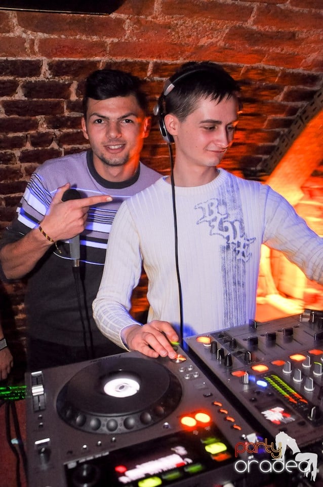 Promo Night în Club Escape, 