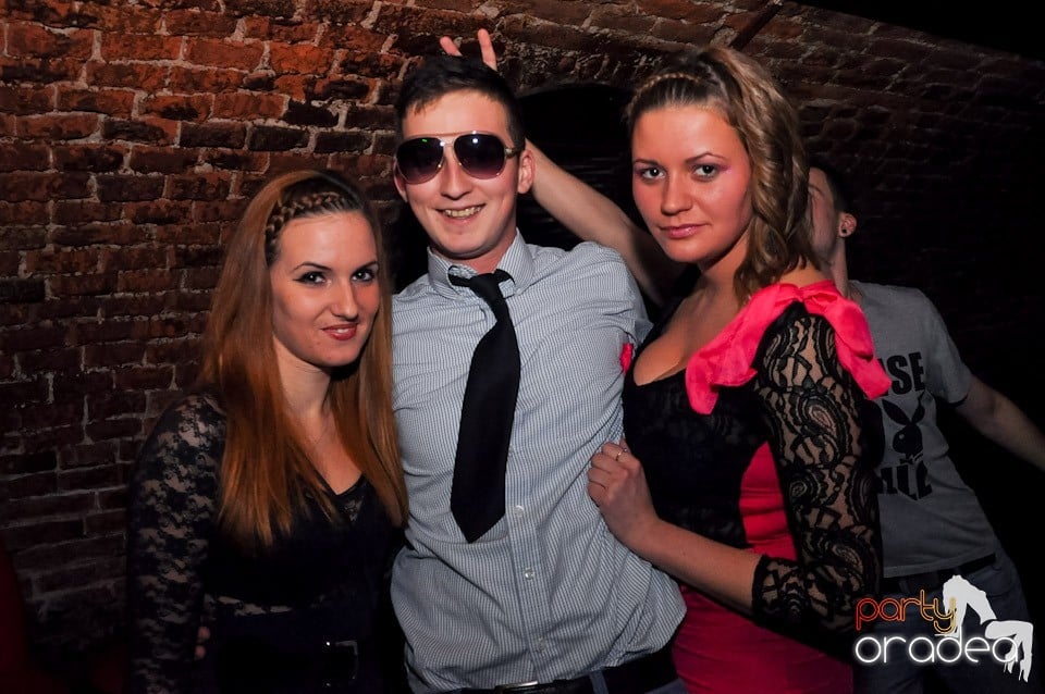 Promo Night în Club Escape, 