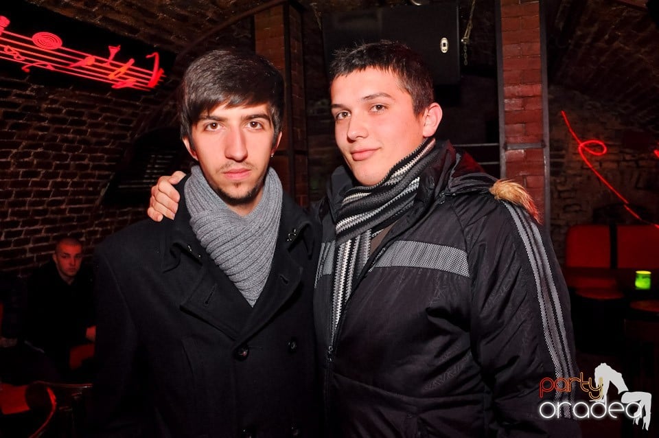 Promo Night în Club Escape, 