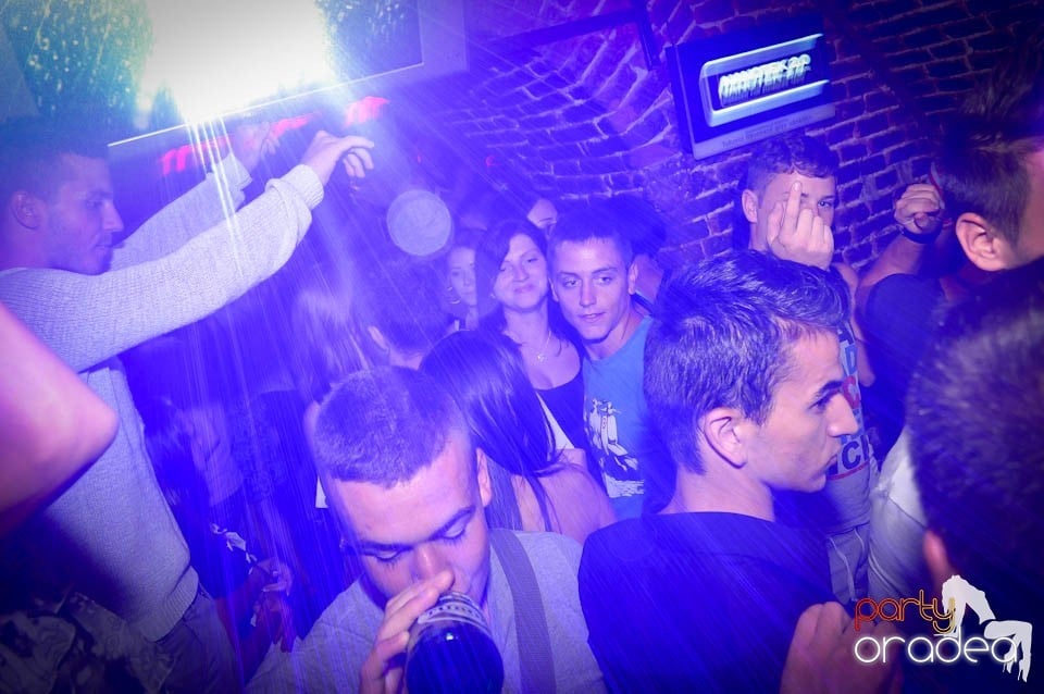 Promo Weekend în Club Escape, 