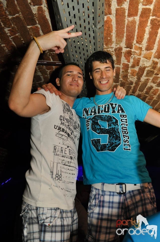 Promo Weekend în Club Escape, 