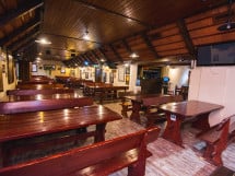 Queens Music Pub