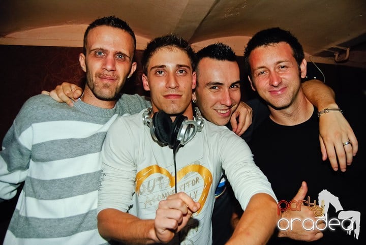 Real Clubbing Night în Club Seven, 