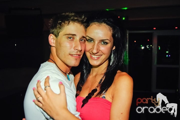 Real Clubbing Night în Club Seven,
