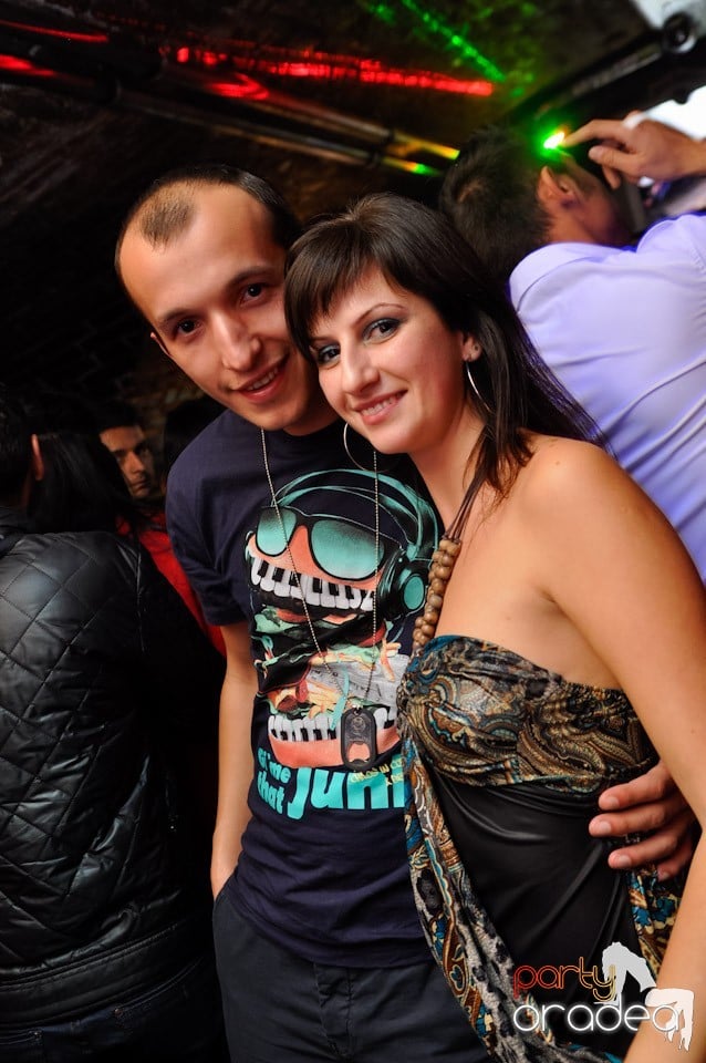 Red Bull Party în Club Escape,