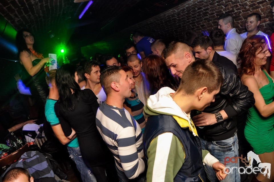Red Bull Party în Club Escape,