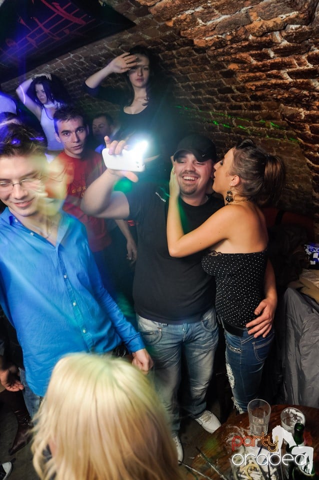 Red Bull Party în Club Escape,