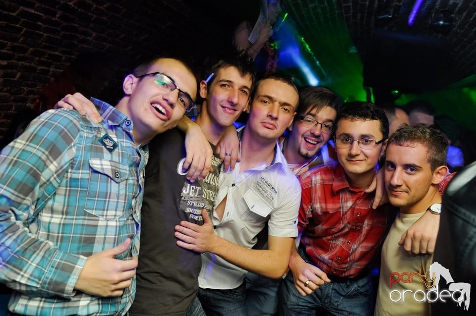 Red Bull Party în Club Escape, 