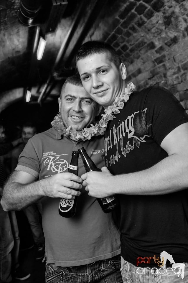 Red Bull Party în Club Escape,