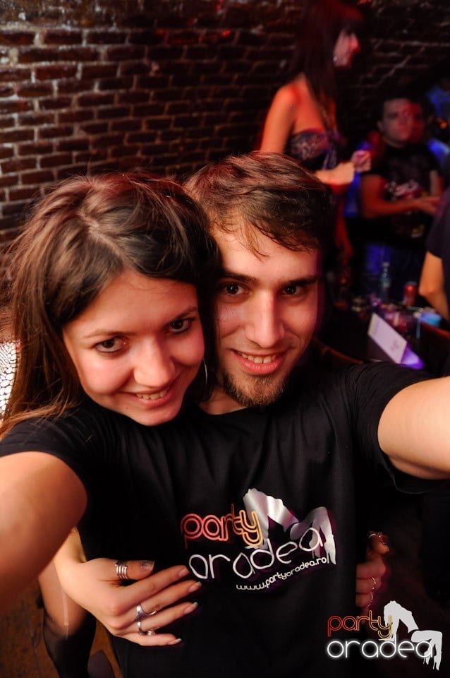 Red Bull Party în Club Escape,