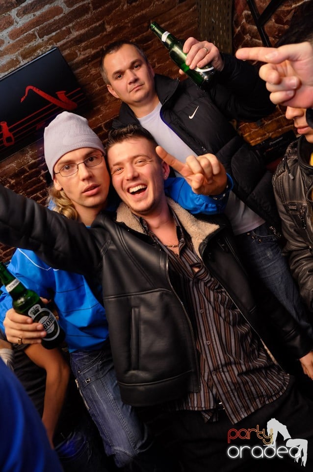 Red Bull Party în Club Escape, 