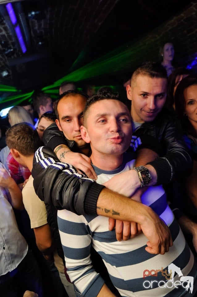 Red Bull Party în Club Escape, 