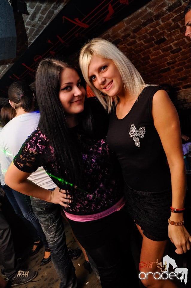 Red Bull Party în Club Escape, 